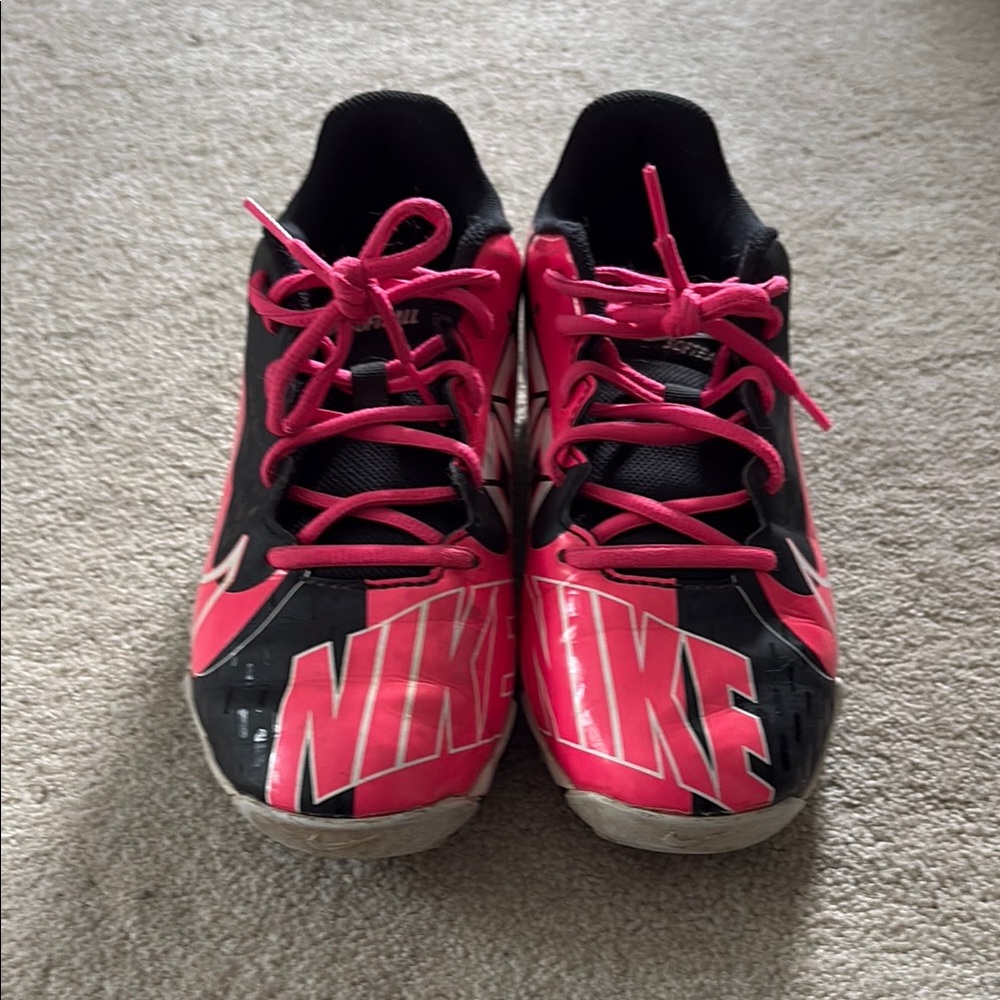 Nike hyperdiamond 4 Kids' Black and Pink softball cleats size 5Y